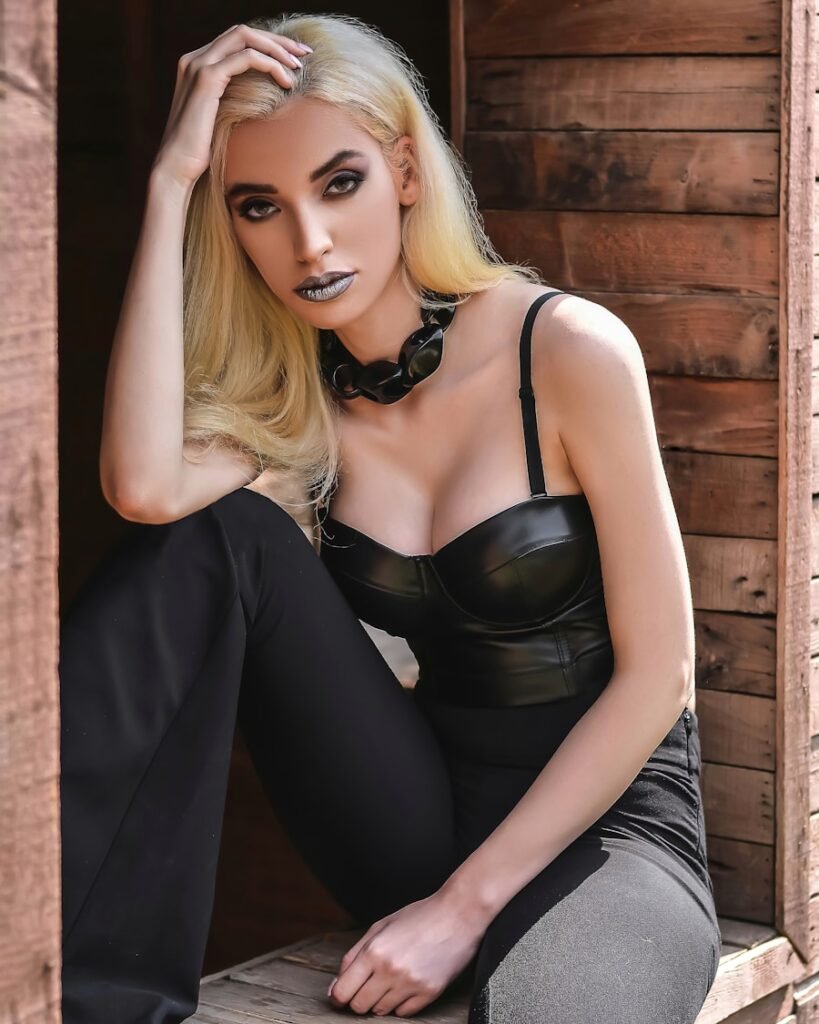 Photo "cam model legal advice"