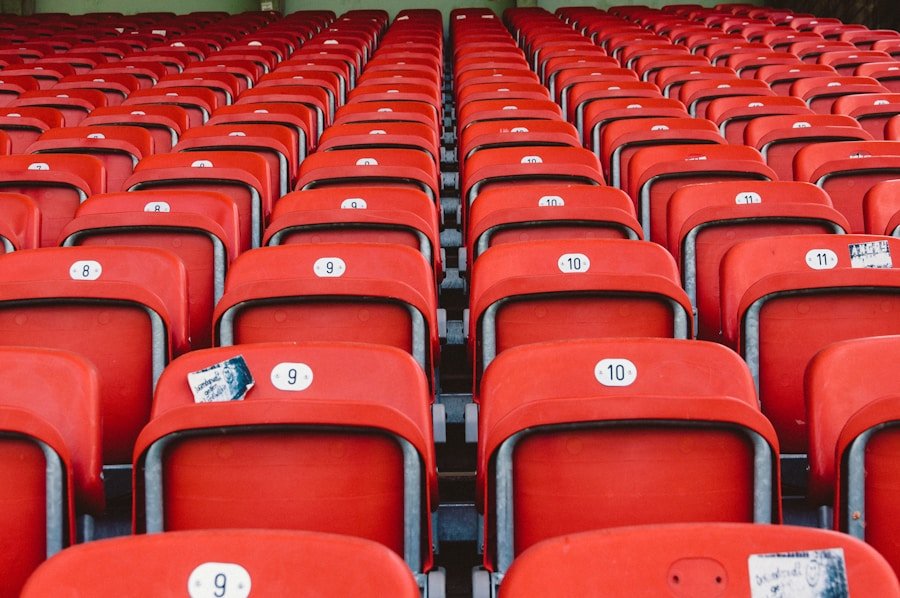Photo "how to build a loyal fan base"